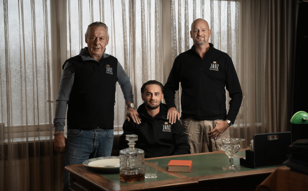 Drie generaties meubelstoffeerders