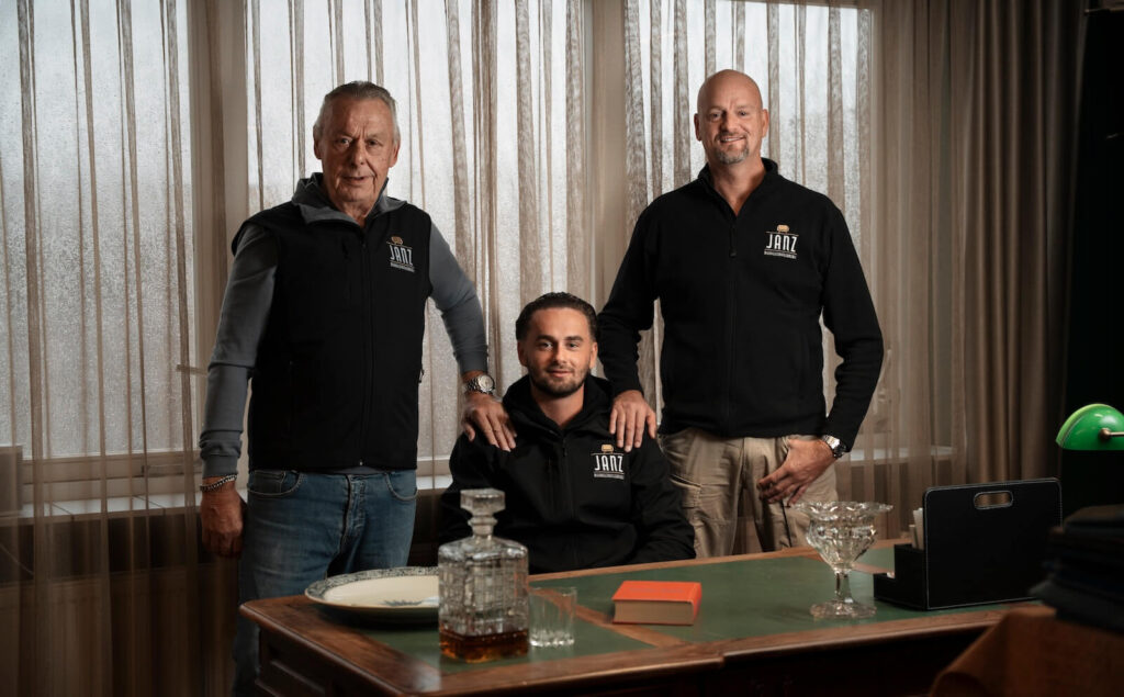 Drie generaties meubelstoffeerders